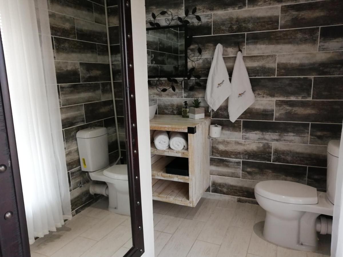 Villa Mariss Guesthouse Kraaifontein Екстериор снимка