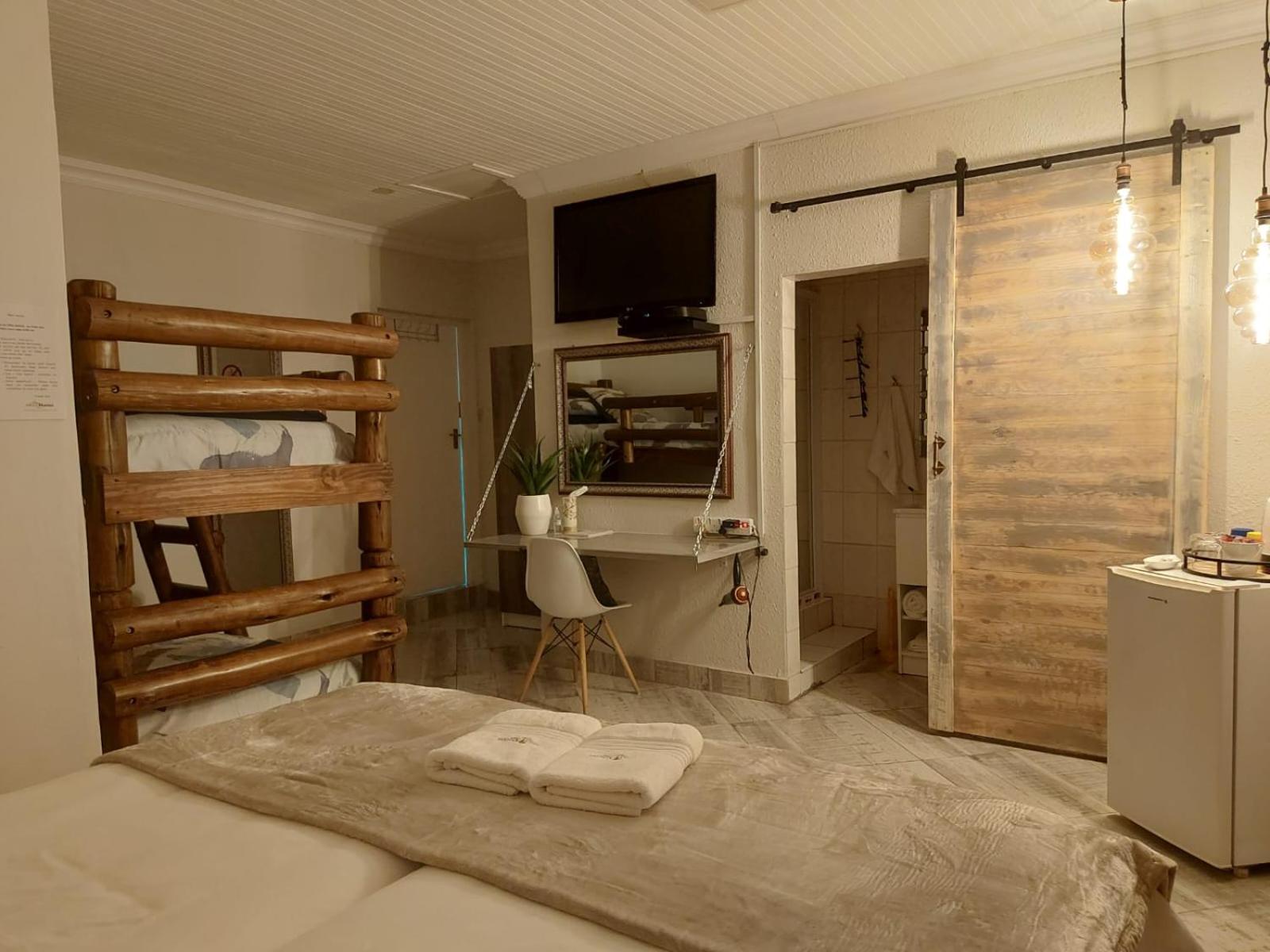 Villa Mariss Guesthouse Kraaifontein Екстериор снимка